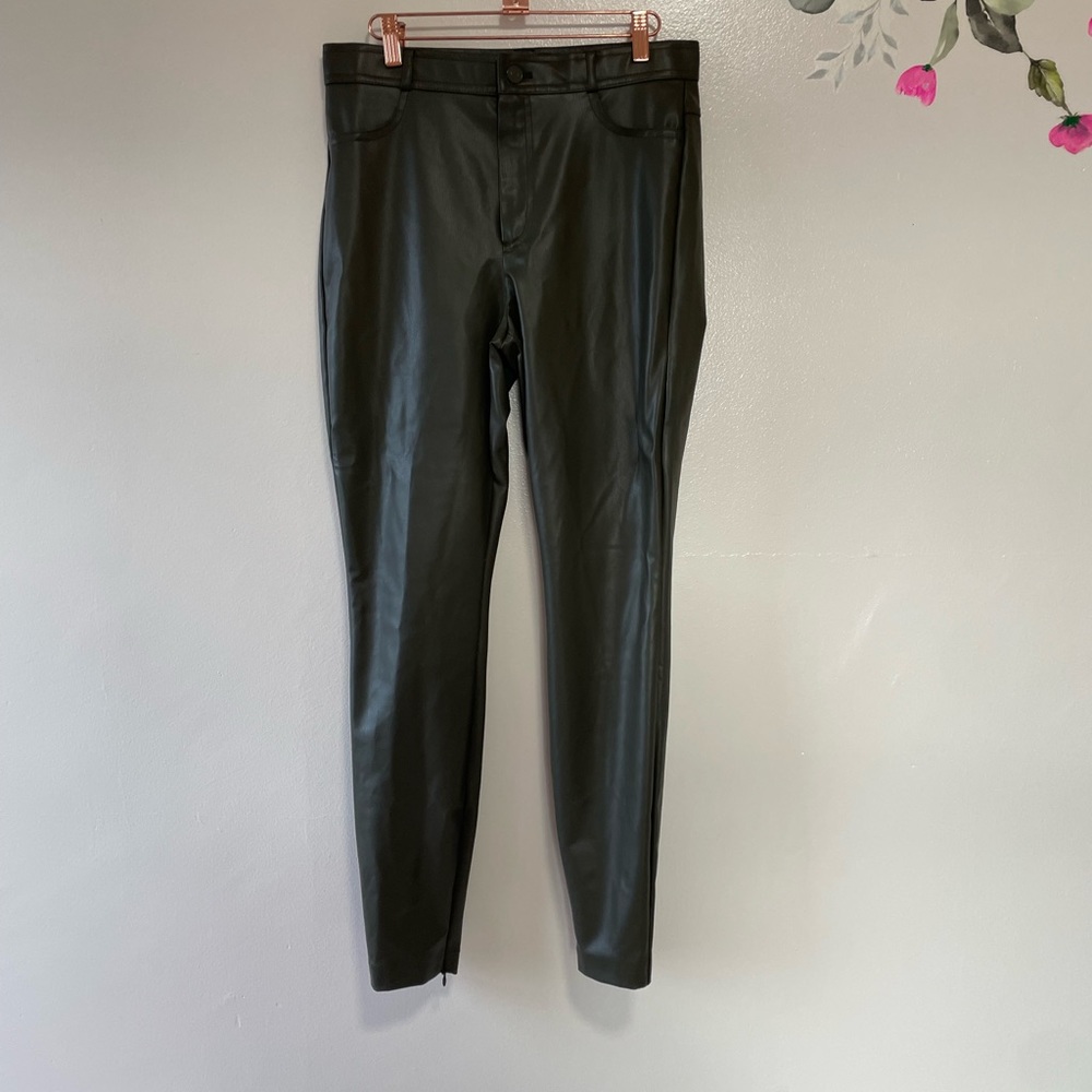 Zara Deep Olive Green Vegan Leather Fleeced Skinny Zip Ankle Pants, Size Large